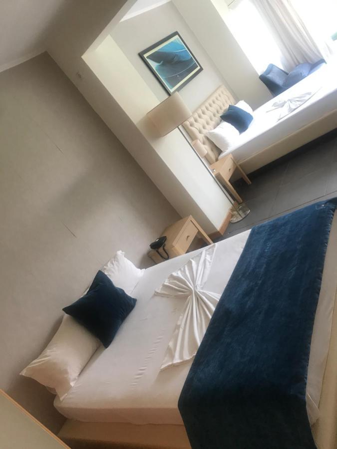 Vivi Hotel Πράγια Εξωτερικό φωτογραφία