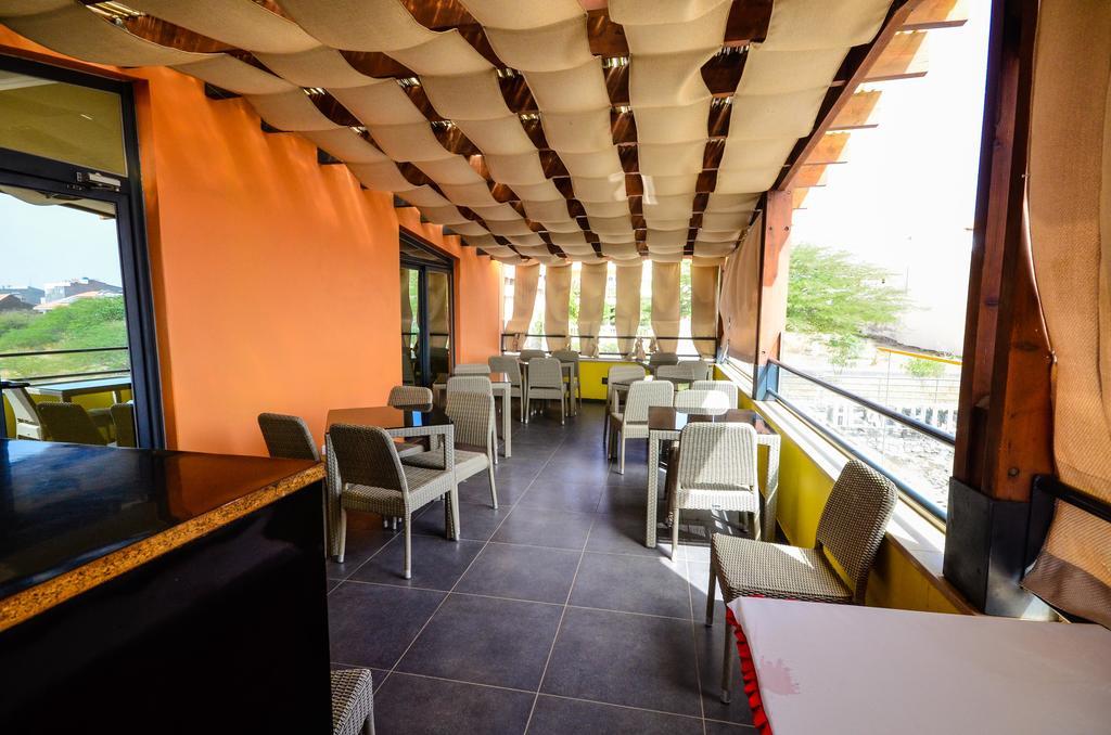 Vivi Hotel Πράγια Εξωτερικό φωτογραφία